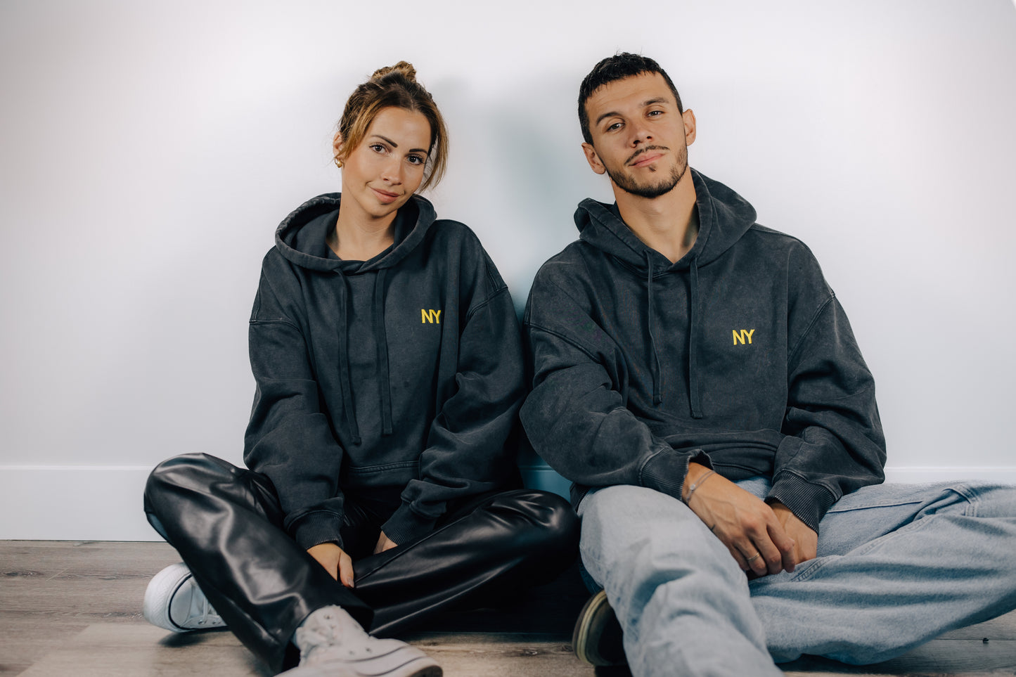"I left my heart in New York” – Hoodie in dyed black